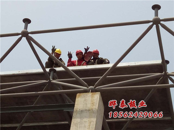 钢骨架轻型板为什么越来越受到人们的重视